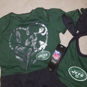 Jets Onesie, Bib and Booties